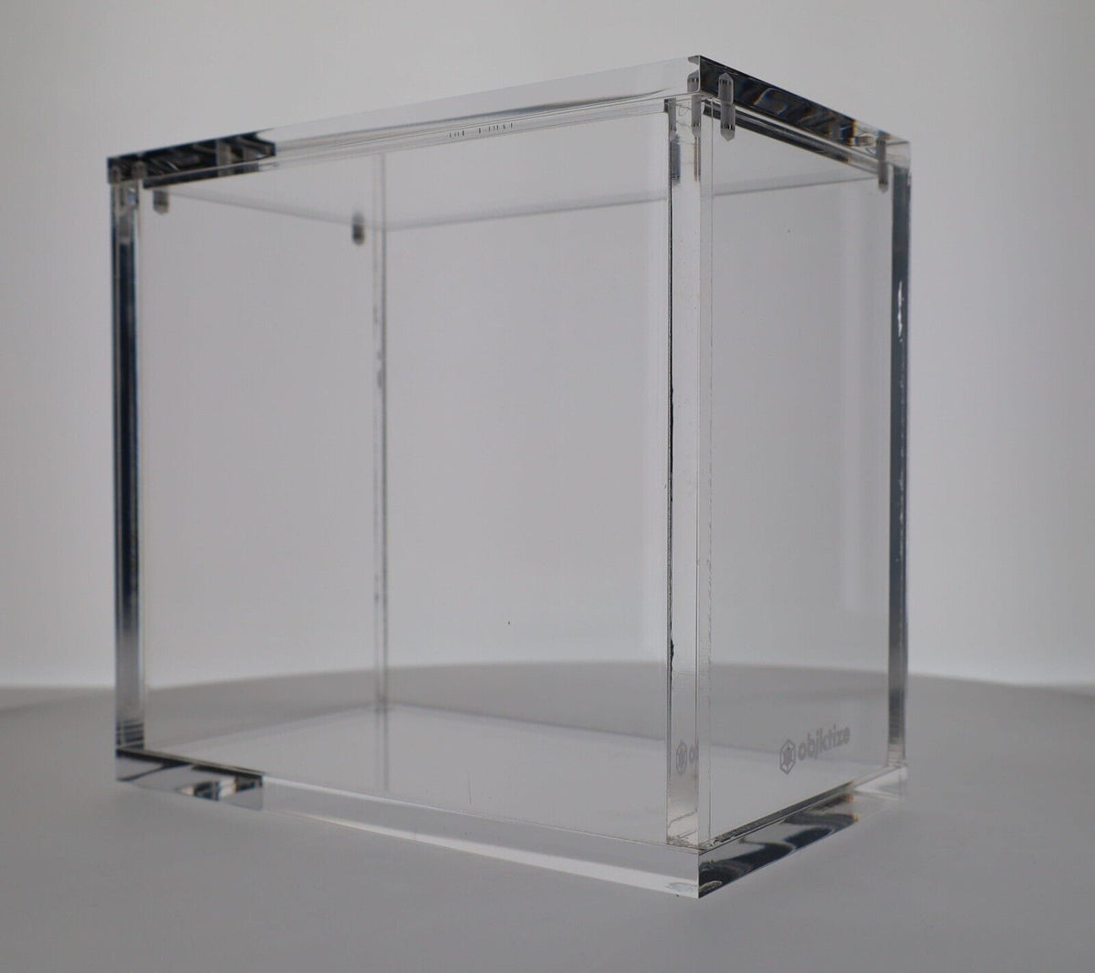 Magnetic Plexiglass Storage Box for Pokémon ETBs